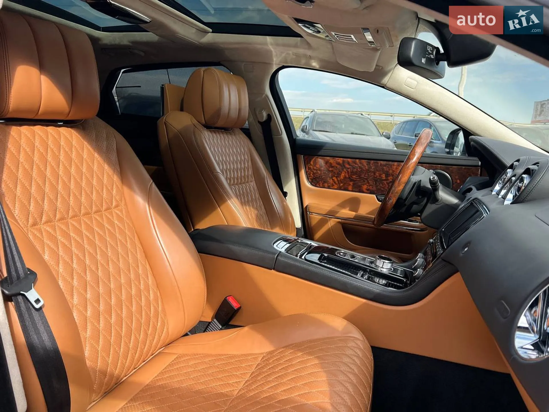 2017 Jaguar XJ - мініатюра 51