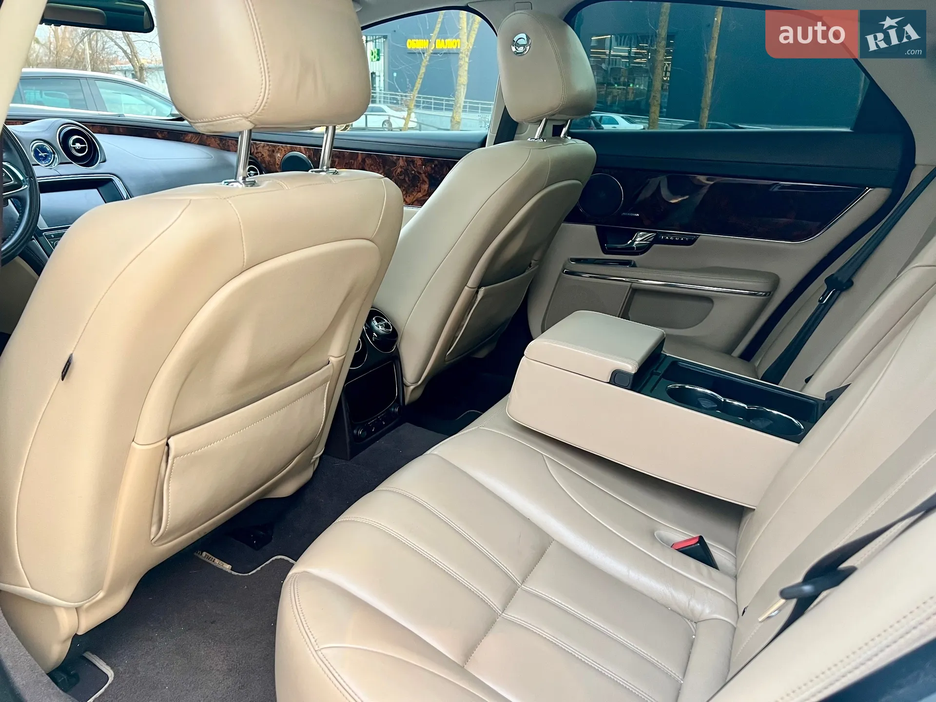 2012 Jaguar XJ - мініатюра 28