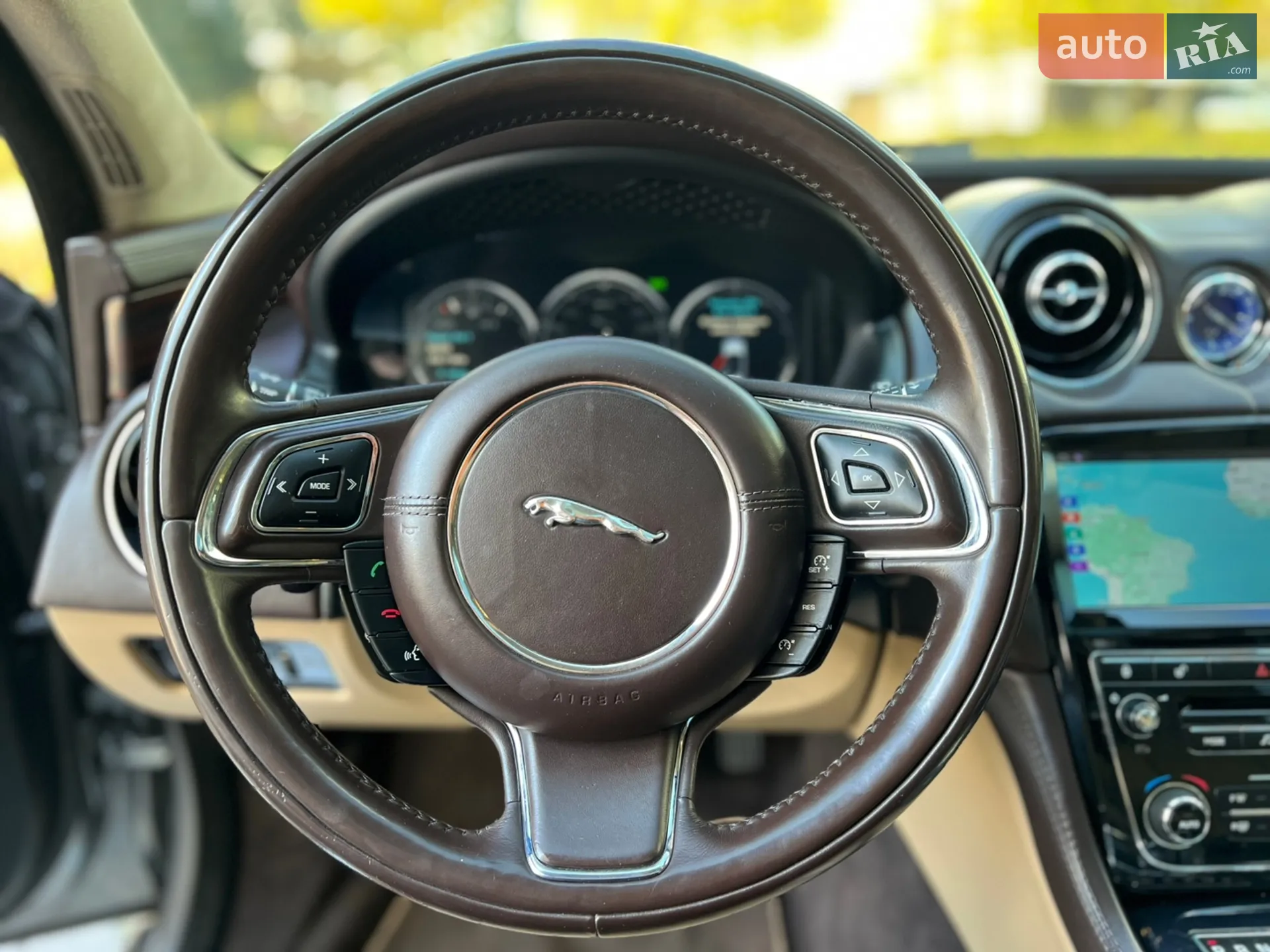 2010 Jaguar XJ - мініатюра 45