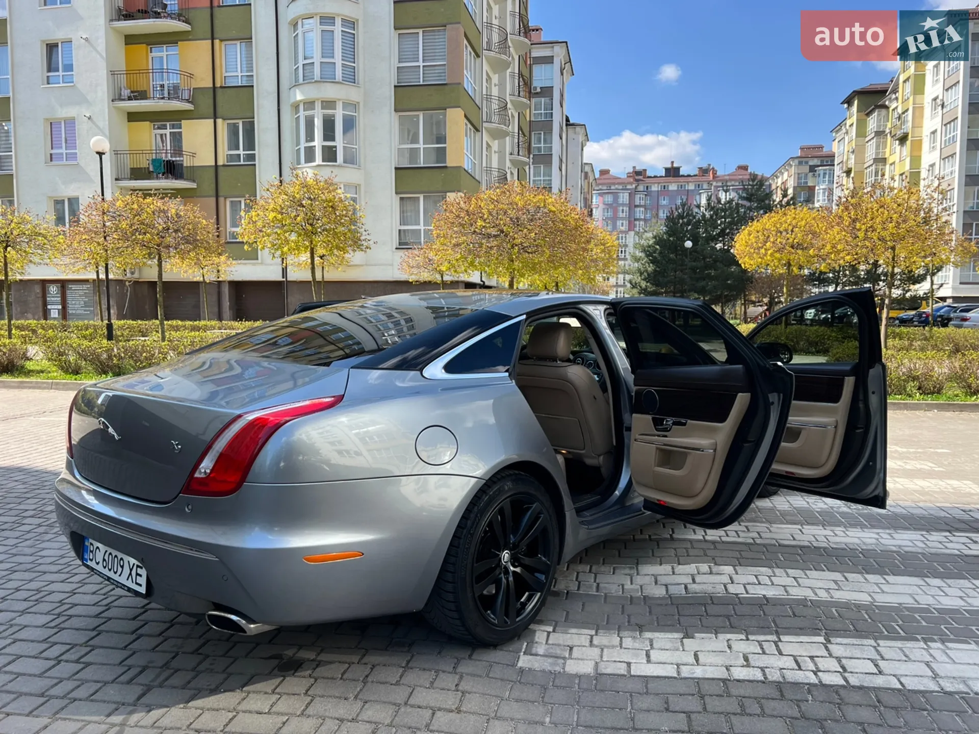 2010 Jaguar XJ - мініатюра 72