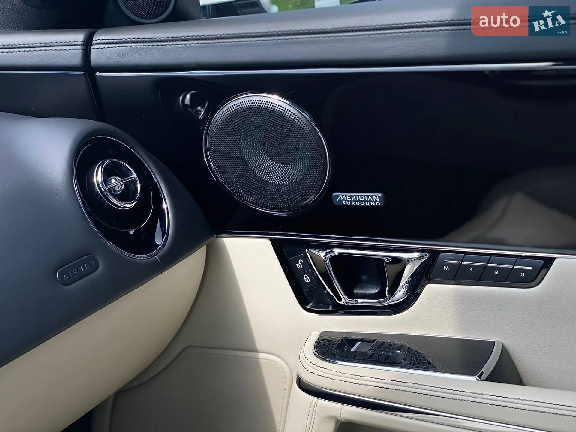 2015 Jaguar XJ - мініатюра 46