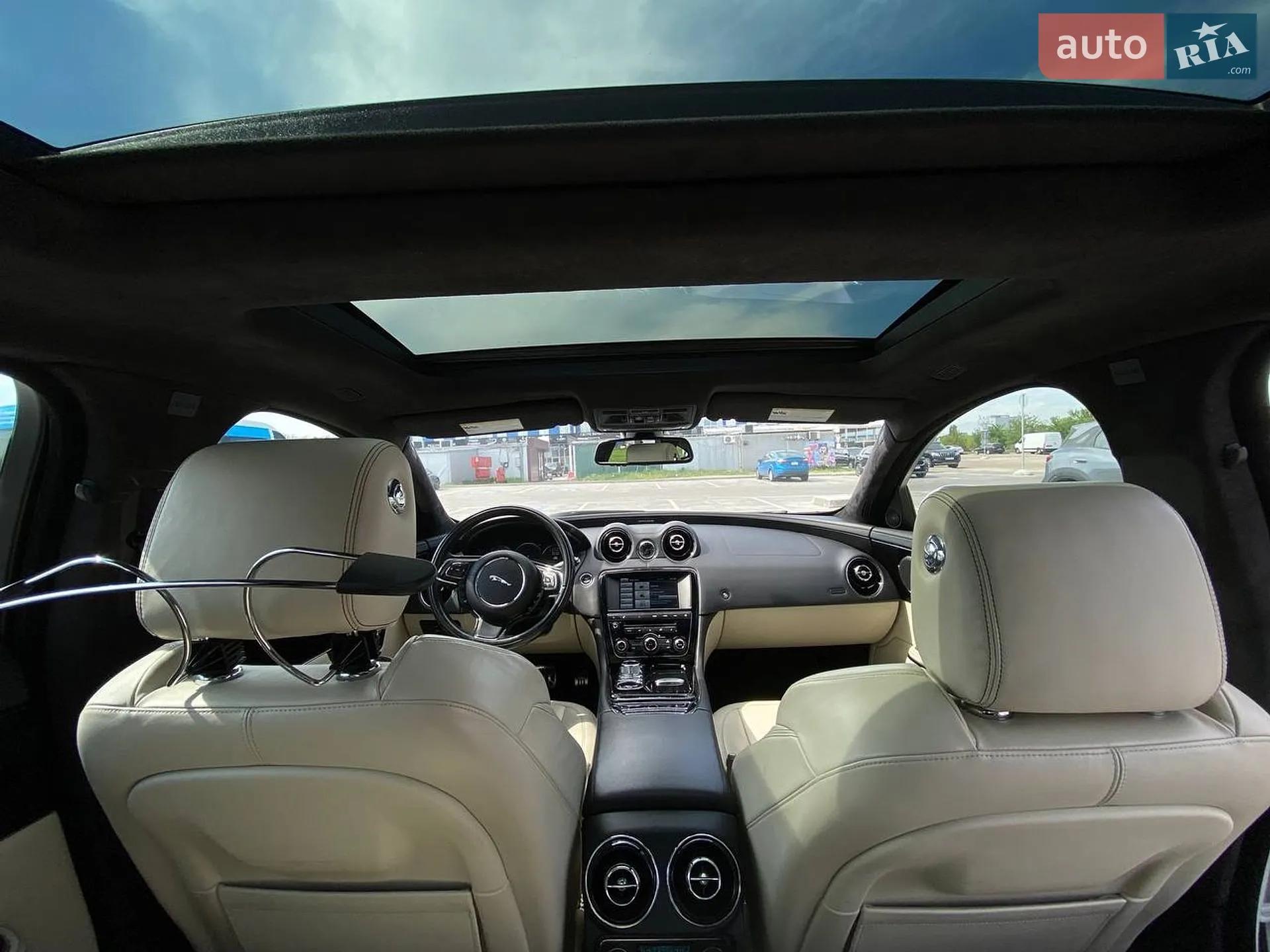 2015 Jaguar XJ - мініатюра 54