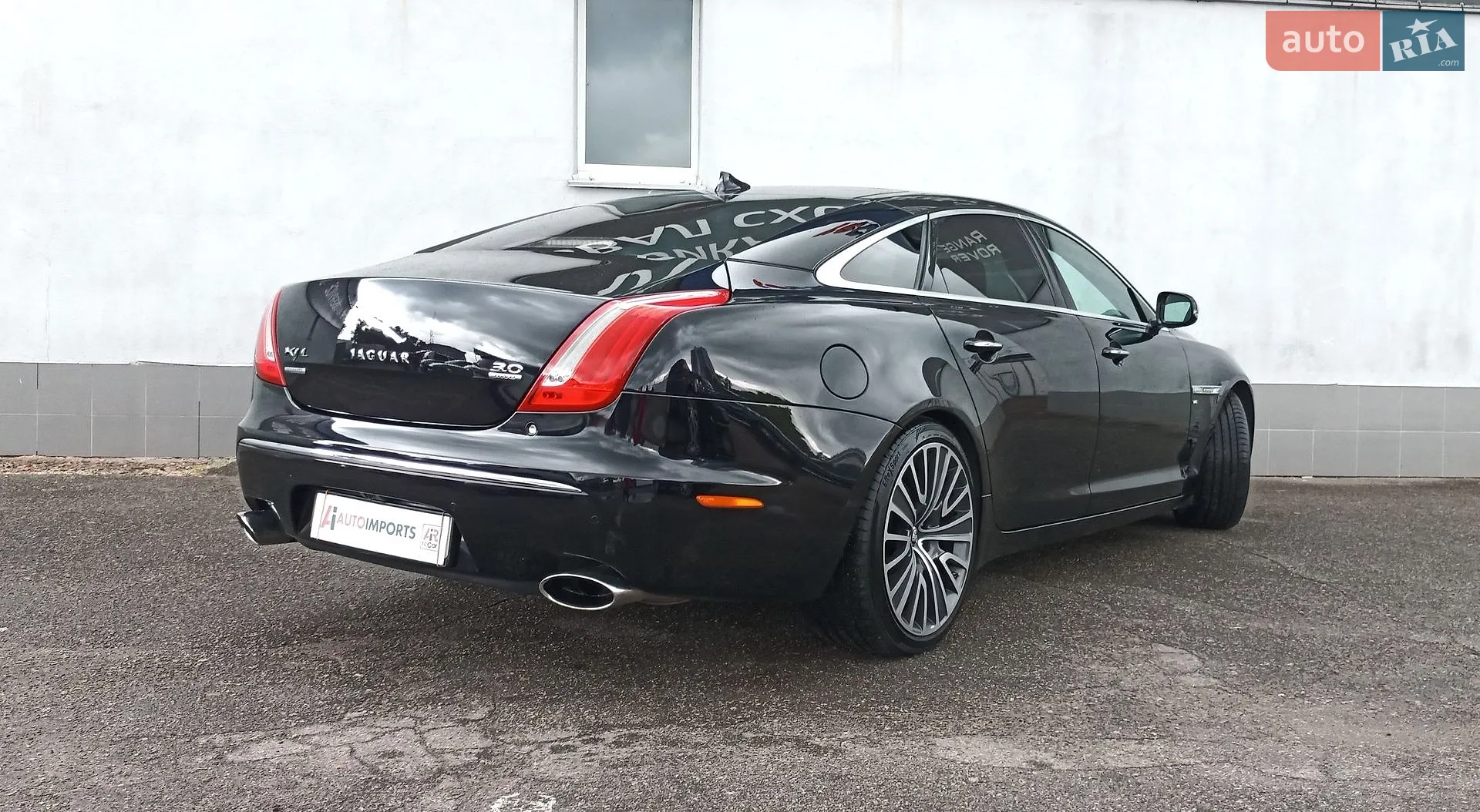 2013 Jaguar XJ - мініатюра 8