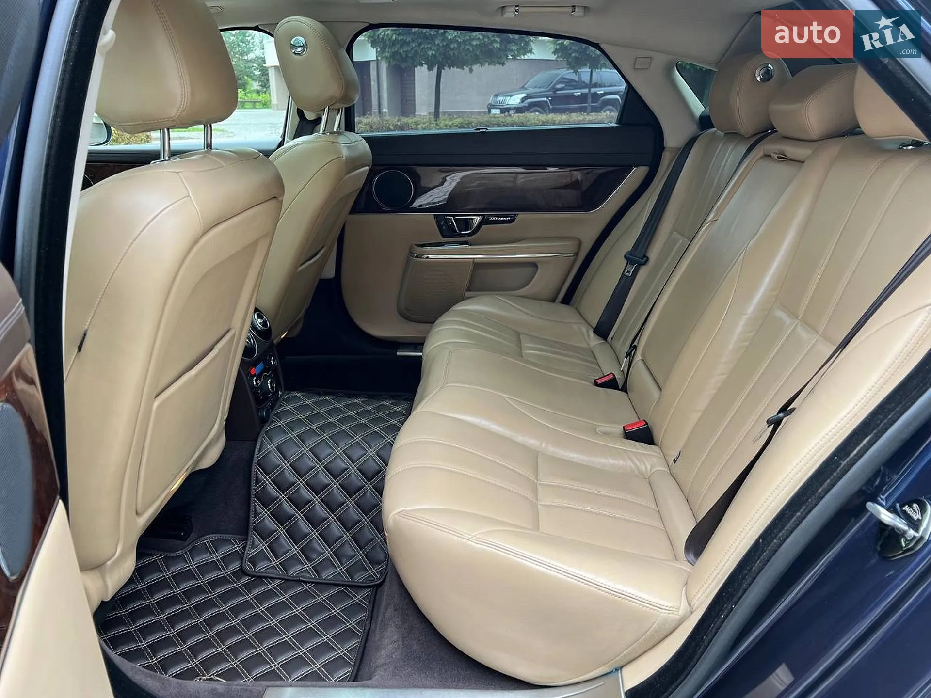 2014 Jaguar XJ - мініатюра 50