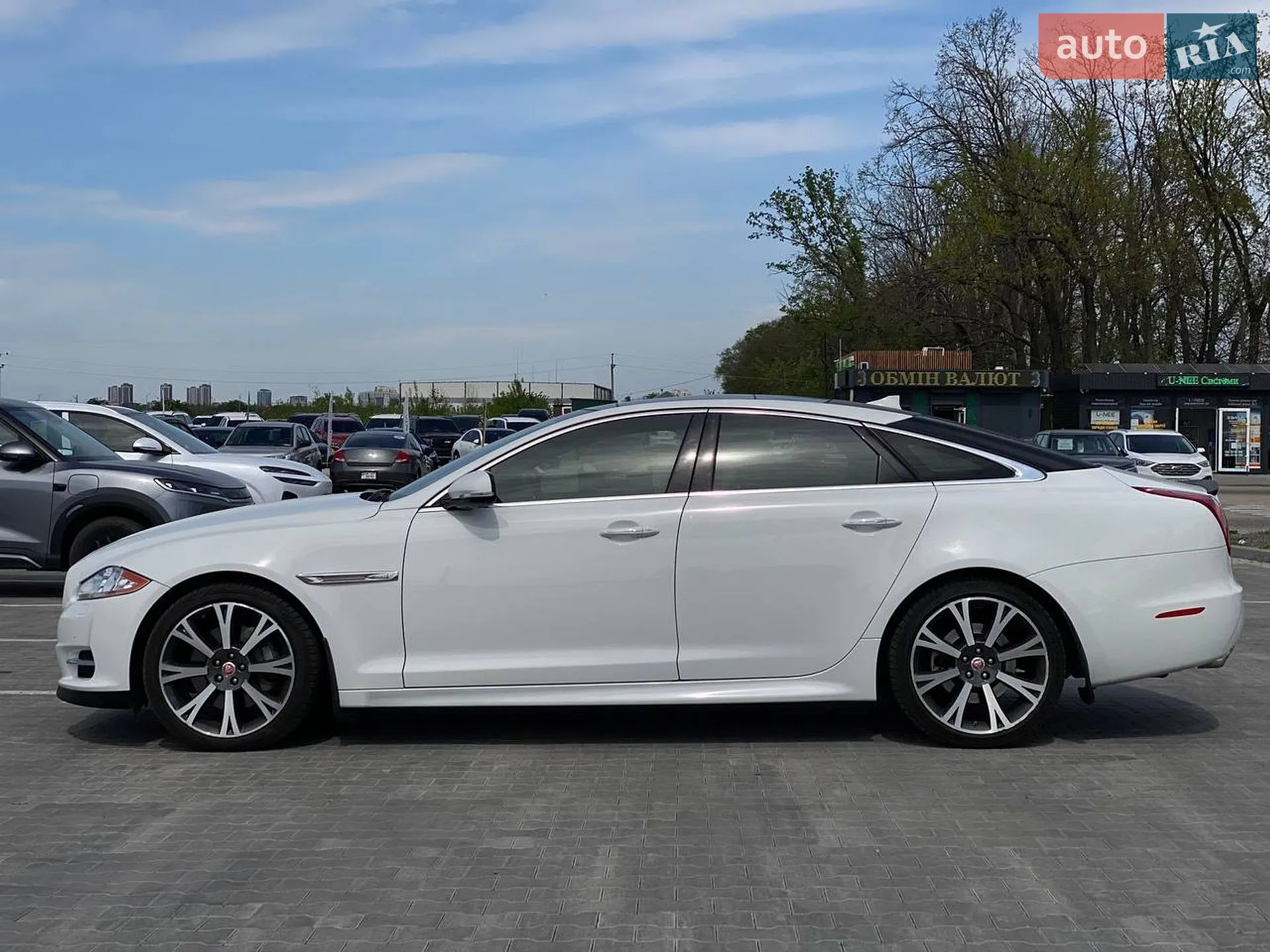 2015 Jaguar XJ - мініатюра 7