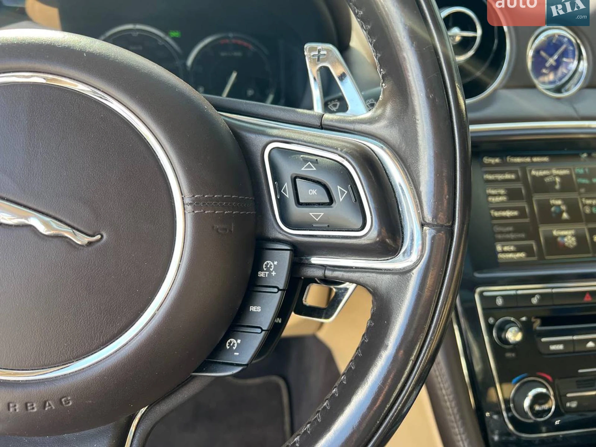 2012 Jaguar XJ - мініатюра 25