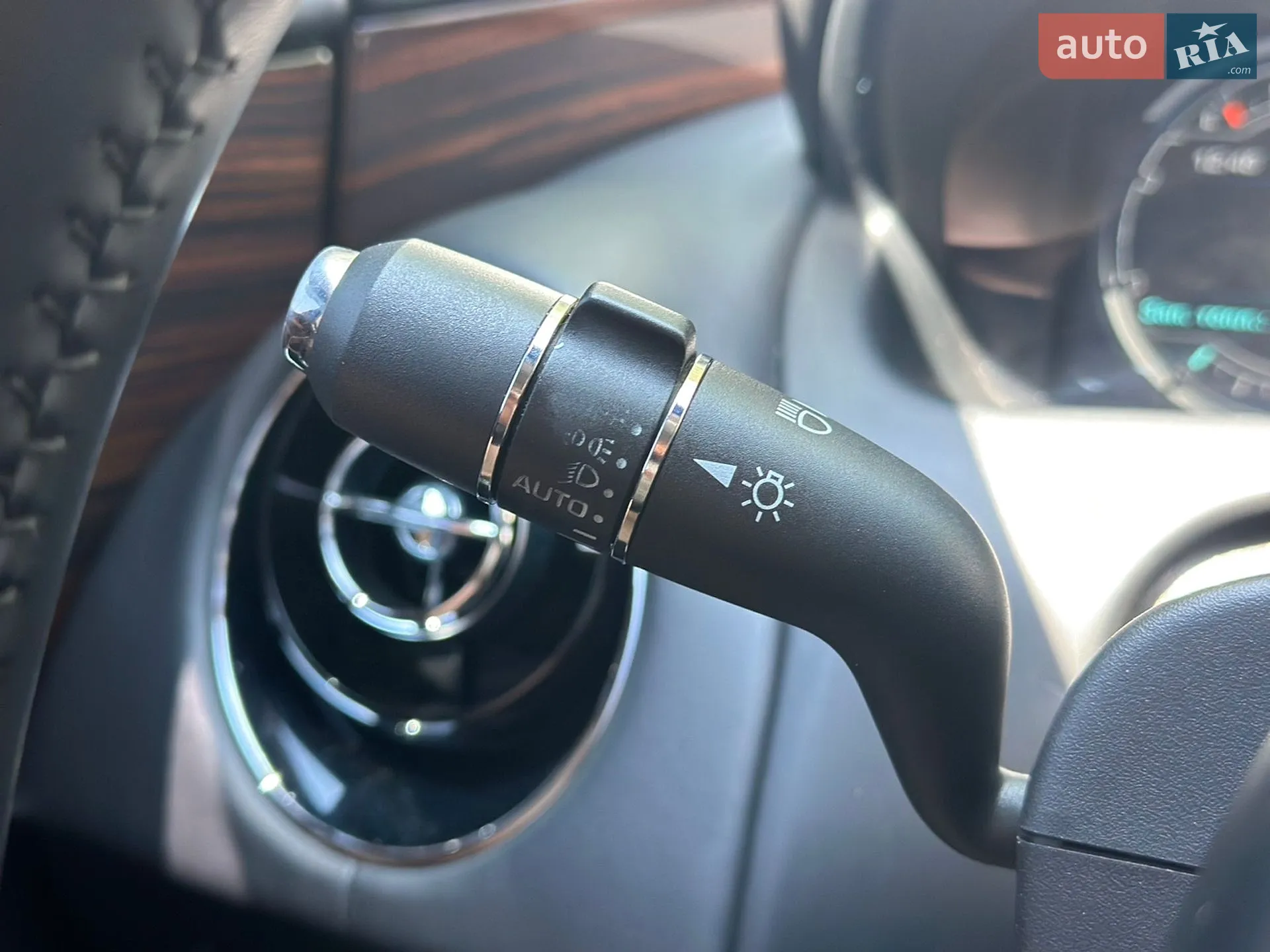 2013 Jaguar XJ - мініатюра 35