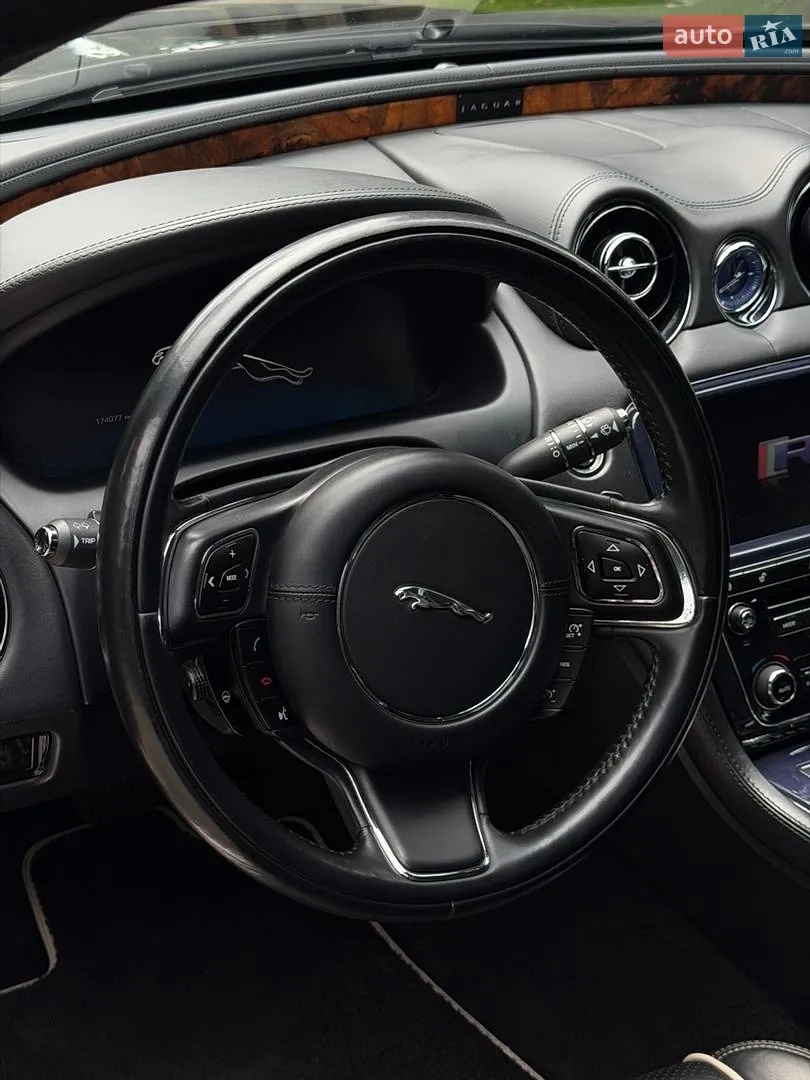 2012 Jaguar XJ - мініатюра 40