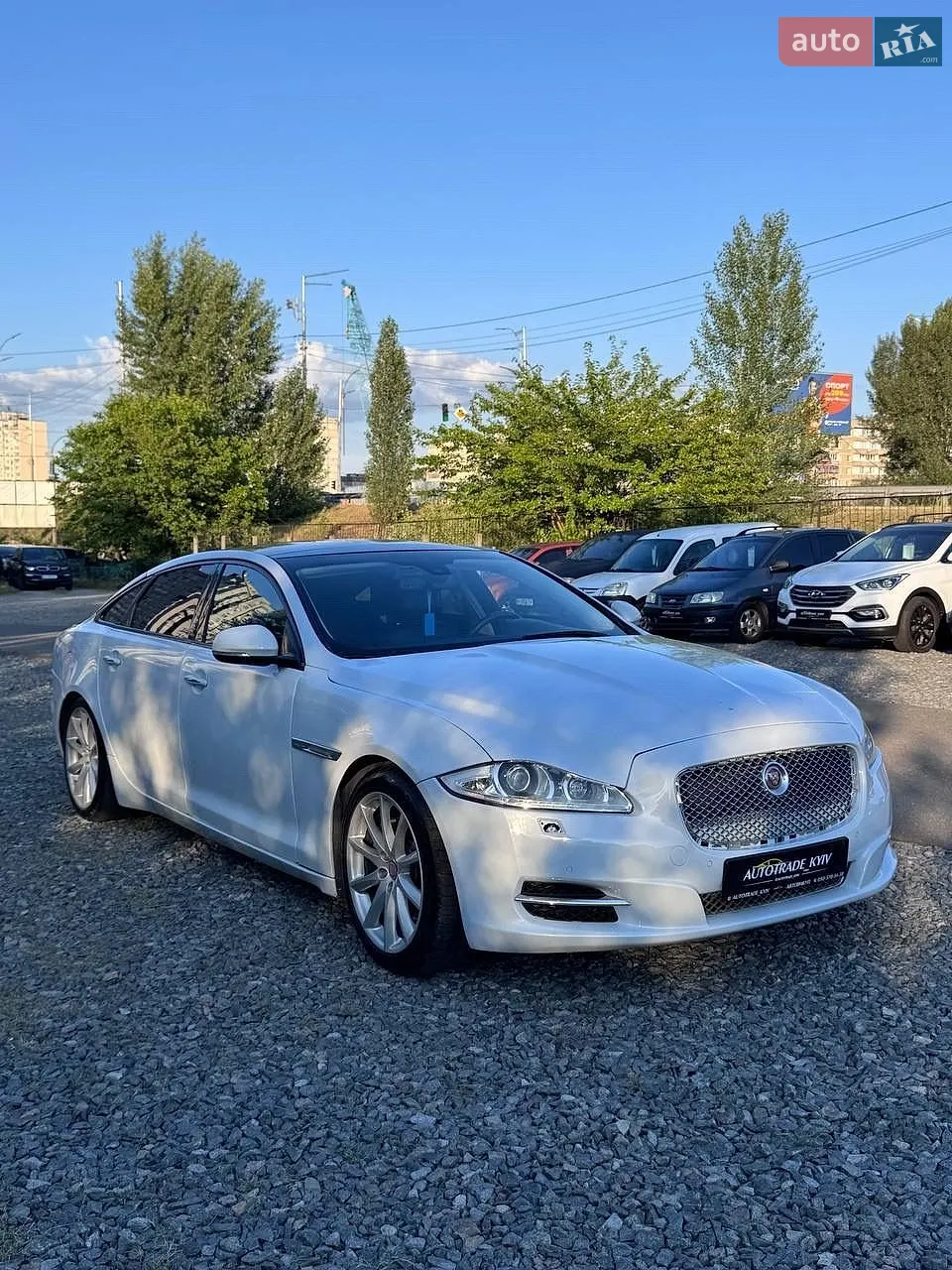 2015 Jaguar XJ - мініатюра 3