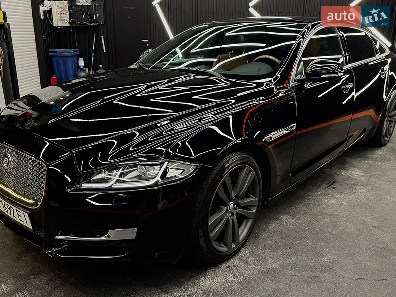 Jaguar XJ 2012