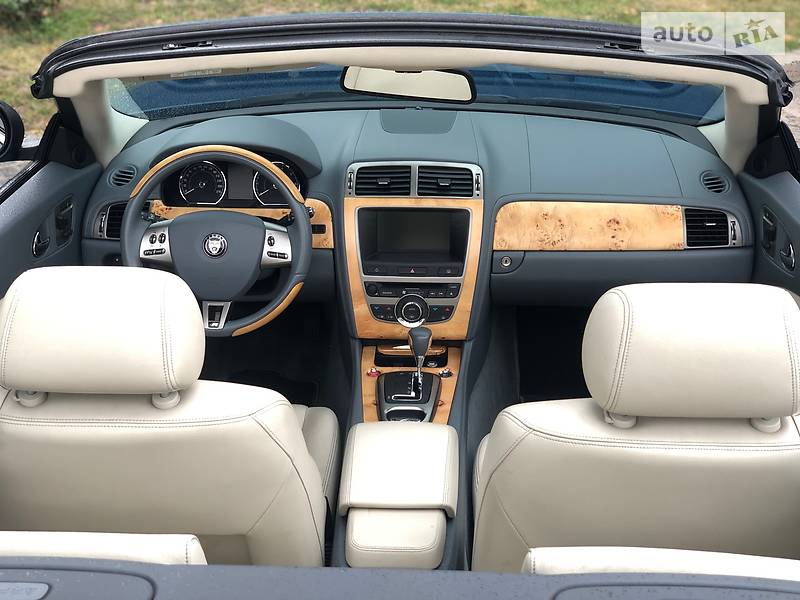 Кабріолет Jaguar XK 2007 в Києві фото 10 Кабріолет Jaguar XK 2007 в Києві
