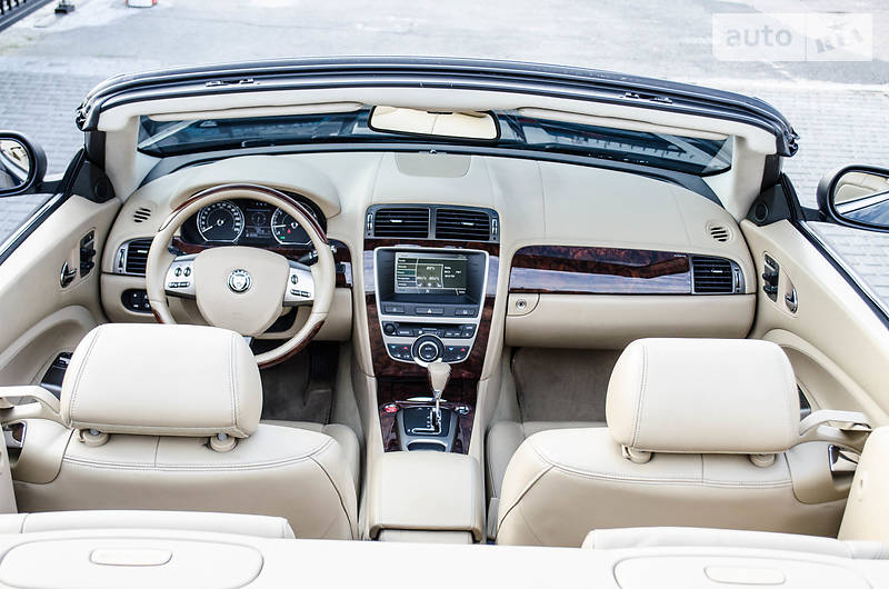 Кабріолет Jaguar XK 2008 в Києві