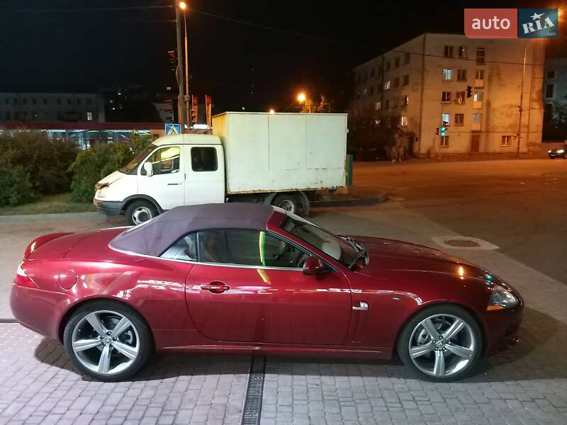 Кабриолет Jaguar XK 2008 в Киеве