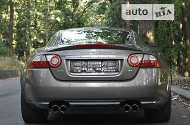 Купе Jaguar XK 2008 в Киеве