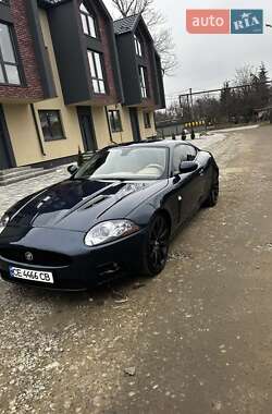 Купе Jaguar XK 2007 в Черновцах