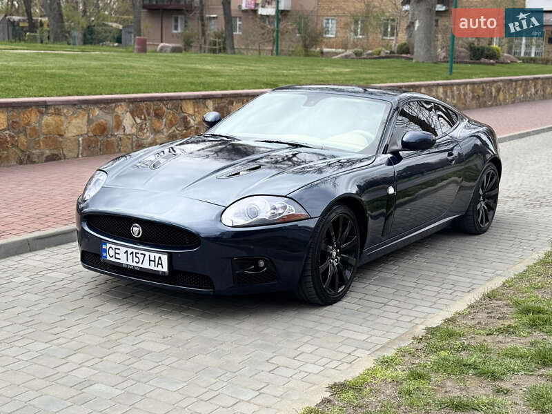 Купе Jaguar XK 2007 в 