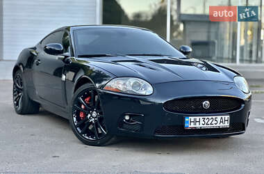 Купе Jaguar XK 2008 в 