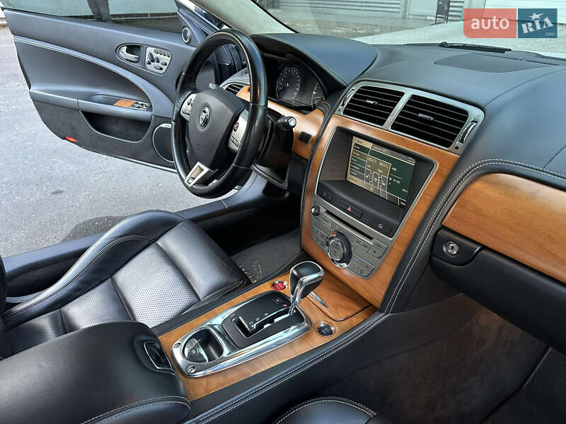 Купе Jaguar XK 2008 в Одессе