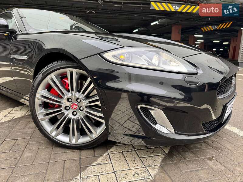 Купе Jaguar XK 2013 в Киеве