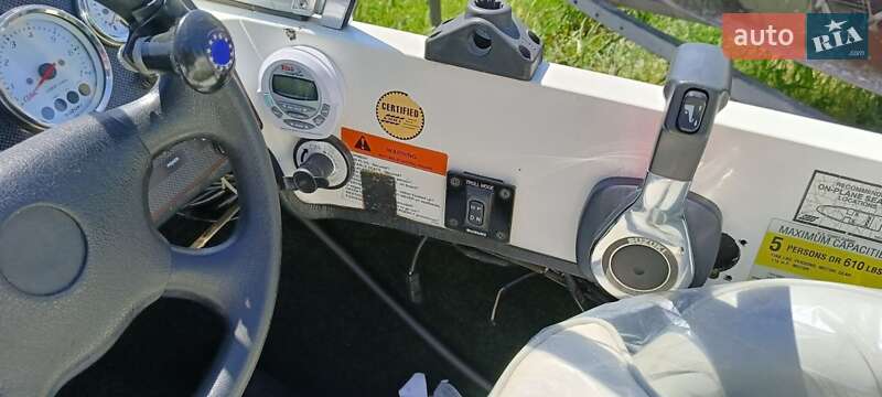 Катер Javelin MSX 2008 в Полтаве