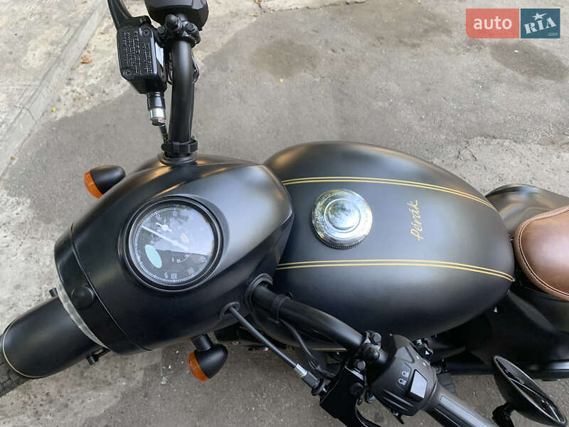 Боббер Jawa Perak 2023 в Киеве