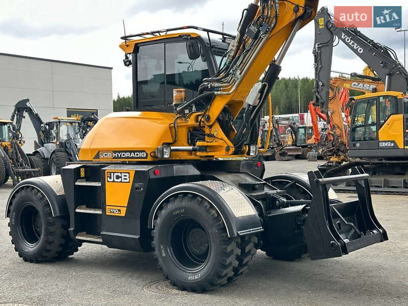 Колесный экскаватор JCB 110 2018 в Ровно