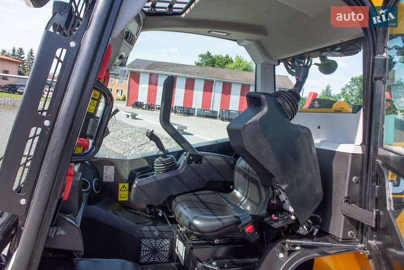 Минипогрузчик JCB 155 2021 в Житомире