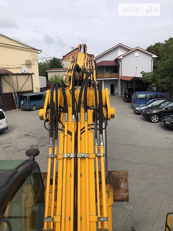 Екскаватор навантажувач JCB 175 2006 в Калуші