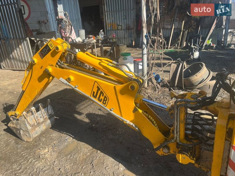 Экскаватор погрузчик JCB 1CX 2003 в Малине