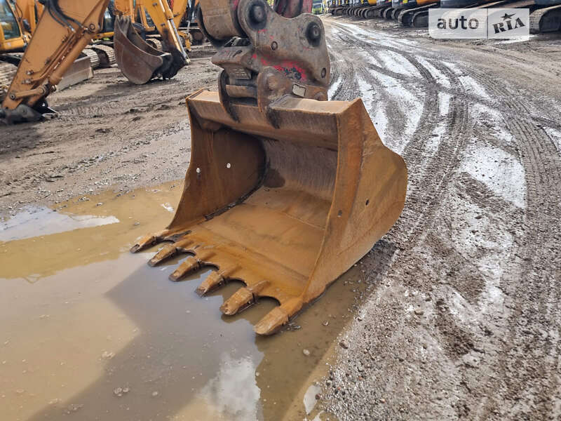 Гусеничный экскаватор JCB 220 2015 в Одессе
