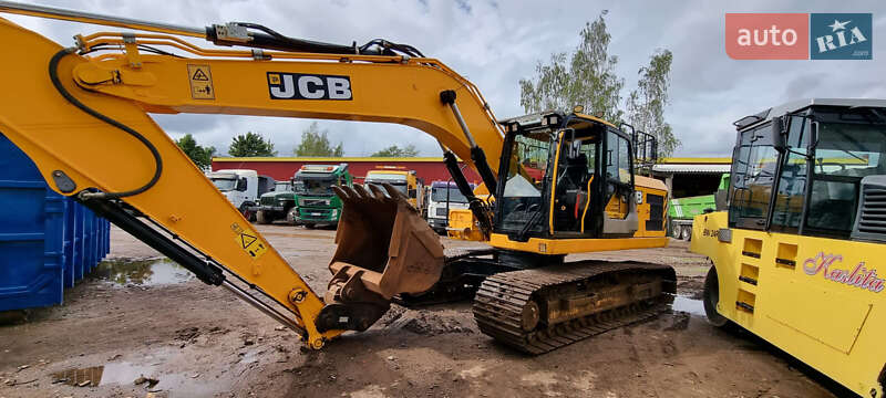 JCB 220 2020