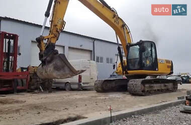 Гусеничный экскаватор JCB 220 2010 в 