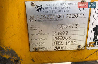 Гусеничный экскаватор JCB 220 2006 в 