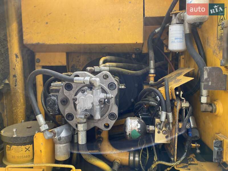 Гусеничный экскаватор JCB 220 2006 в Теофиполе фото 25 Гусеничный экскаватор JCB 220 2006 в Теофиполе