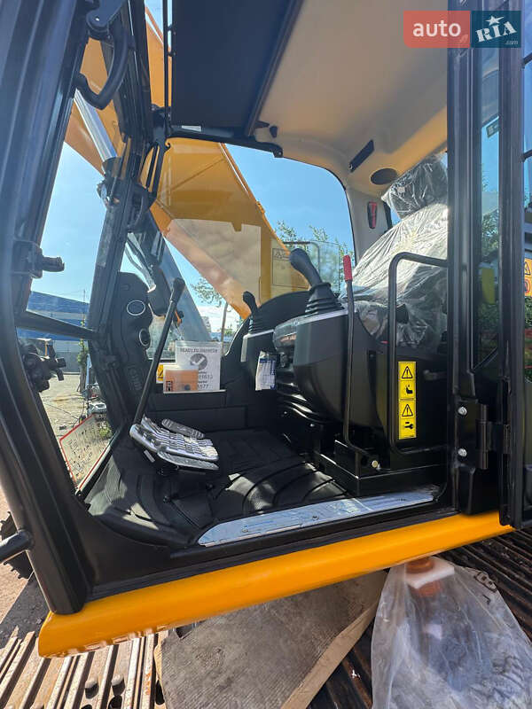 Экскаватор погрузчик JCB 220 2021 в Киеве