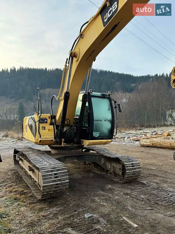 JCB 220 2007