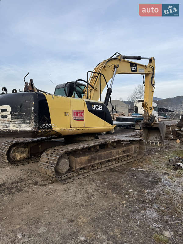 Гусеничный экскаватор JCB 220 2007 в Верховине