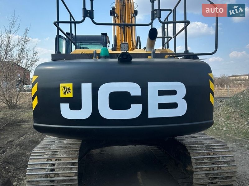 Гусеничный экскаватор JCB 220 2016 в Ивано-Франковске