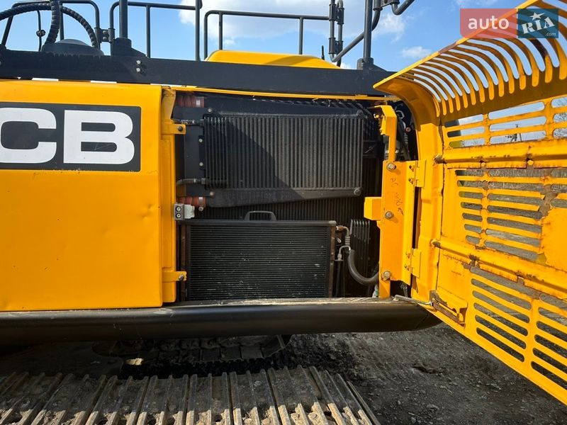Гусеничный экскаватор JCB 220 2016 в Ивано-Франковске