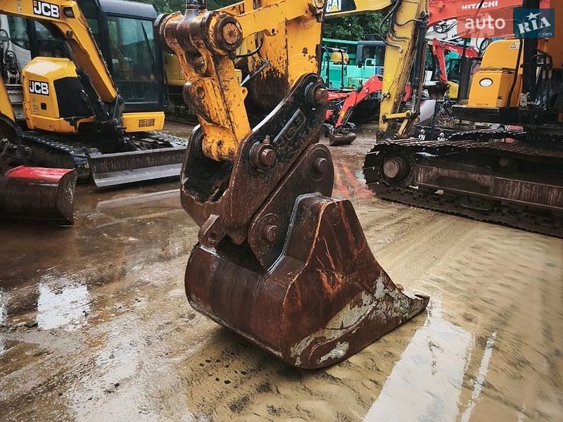 Гусеничный экскаватор JCB 220 2017 в Харькове
