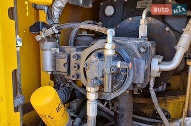 Гусеничний екскаватор JCB 220 2021 в Рівному
