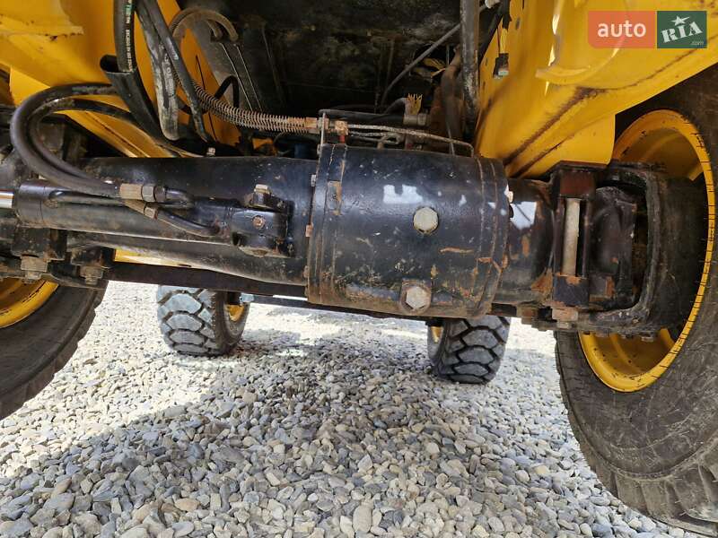 Экскаватор погрузчик JCB 2CX 2008 в Черновцах