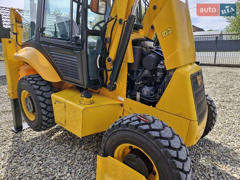 Экскаватор погрузчик JCB 2CX 2008 в Черновцах