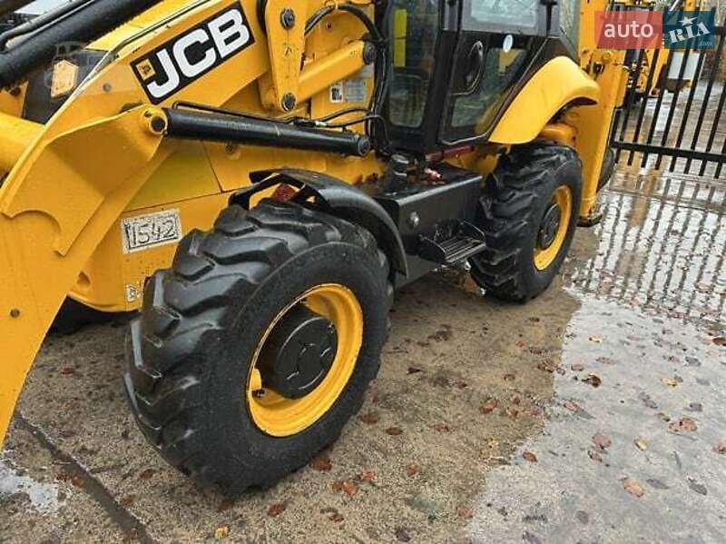 Экскаватор погрузчик JCB 2CX 2013 в Киеве