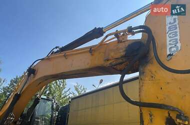 Гусеничный экскаватор JCB 330 2009 в 