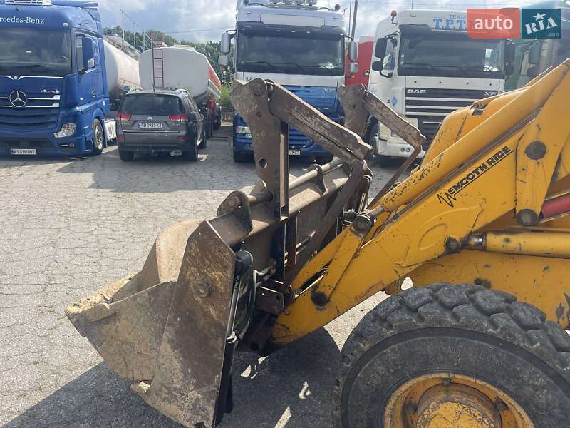 Колісний екскаватор JCB 3CX Super 2001 в Вінниці