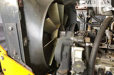 Экскаватор погрузчик JCB 3CX 2000 в 