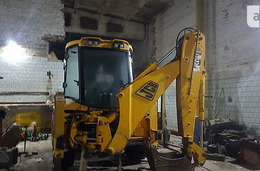 Трактор JCB 3CX 2004 в 