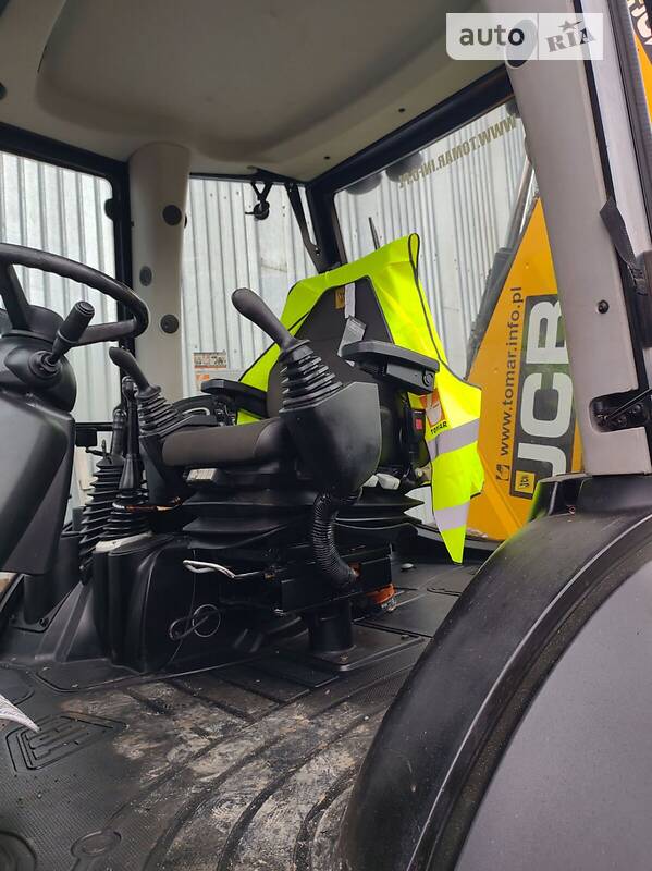 Экскаватор погрузчик JCB 3CX 2011 в Ровно фото 12 Экскаватор погрузчик JCB 3CX 2011 в Ровно