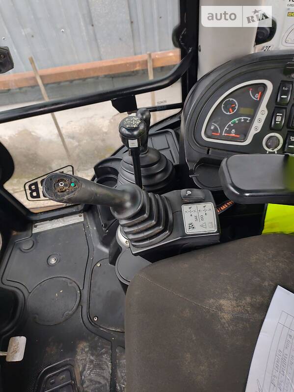 Экскаватор погрузчик JCB 3CX 2011 в Ровно фото 13 Экскаватор погрузчик JCB 3CX 2011 в Ровно
